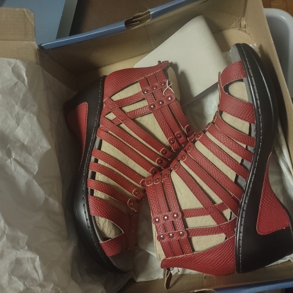 Jambu red snakeskin sandals sz 9.5 - Picture 4 of 5